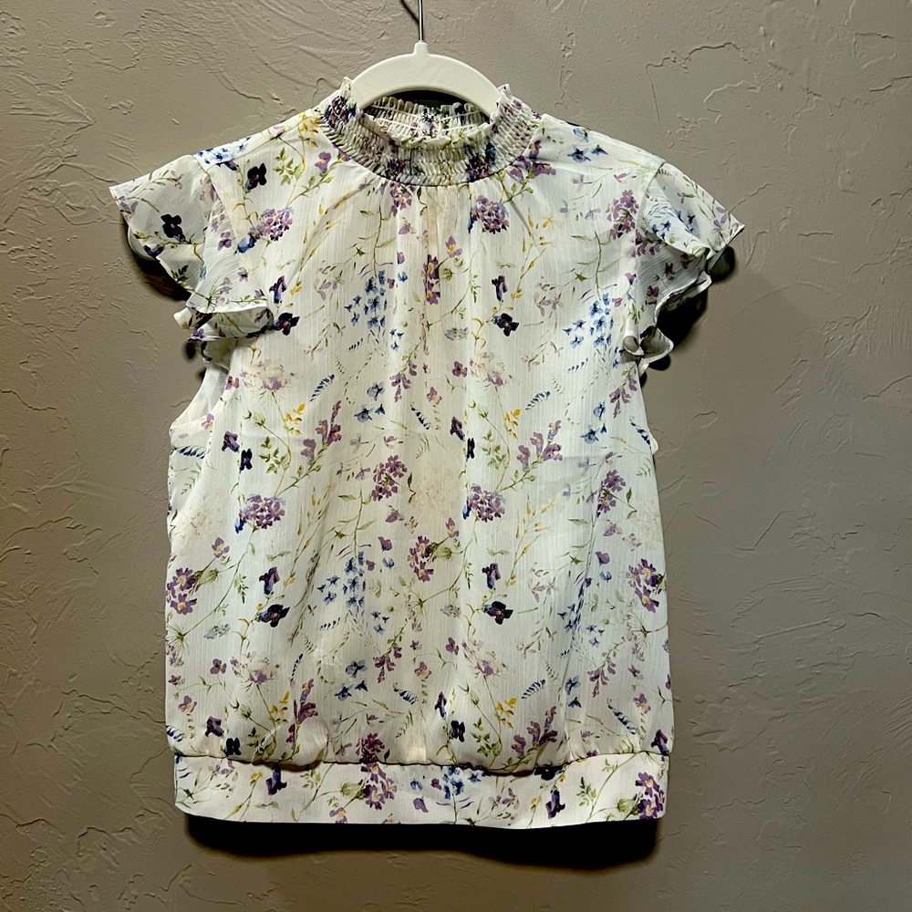 Express Blouse with Floral pattern